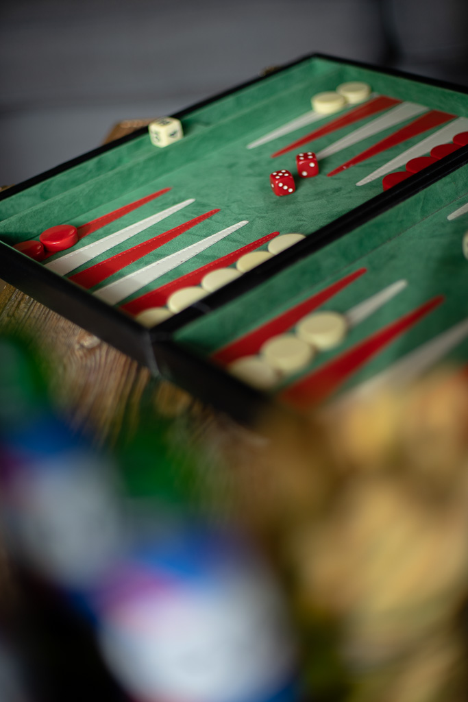 Backgammon board at Chalet La Grange